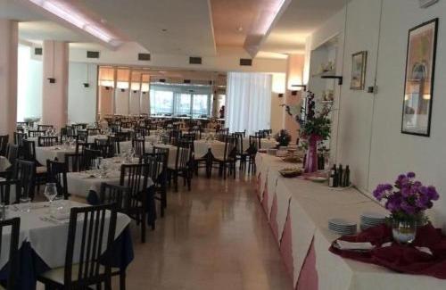 Hotel Riviera Nuova Gestione Cattolica Ngoại thất bức ảnh