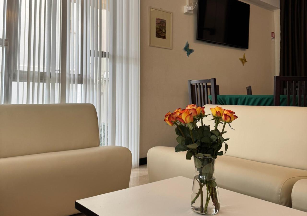 Hotel Riviera Nuova Gestione Cattolica Ngoại thất bức ảnh